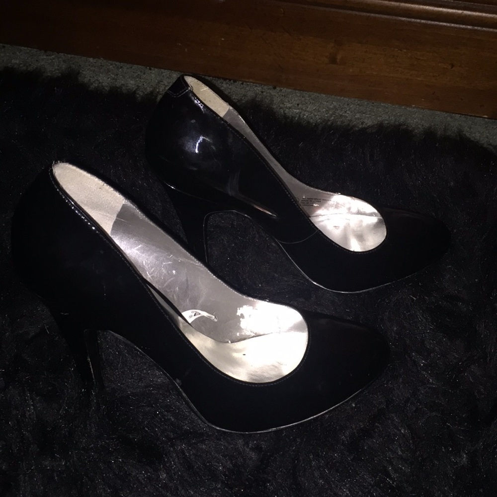 Black heels